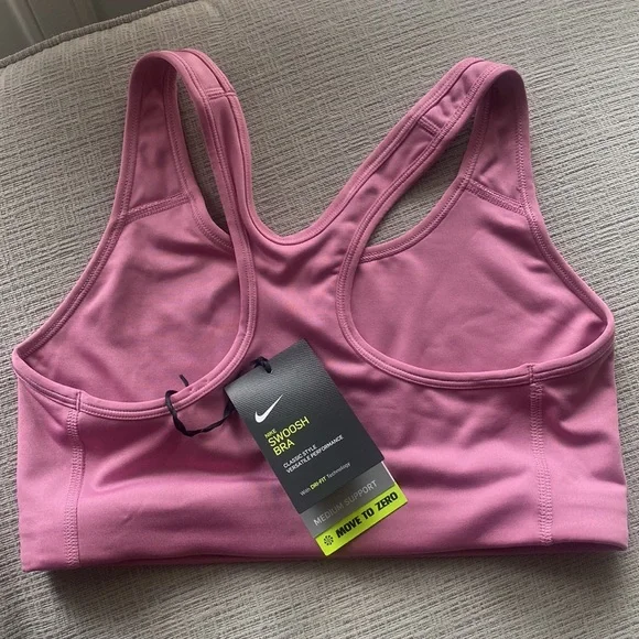 Women’s Nike Swoosh Sports Bra Medium Support - Picture 2 of 6